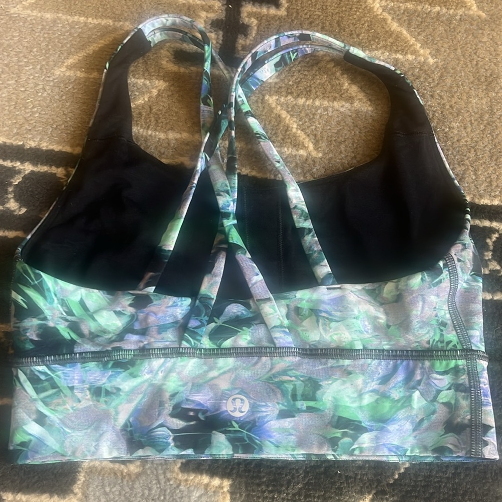 Lululemon sports bra - Picture 2 of 2